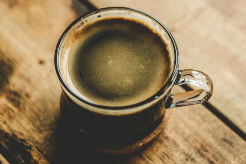 Kaffeezubereitung – aber manuell! Ein Einblick in die Welt des Pour-Over-Kaffees
