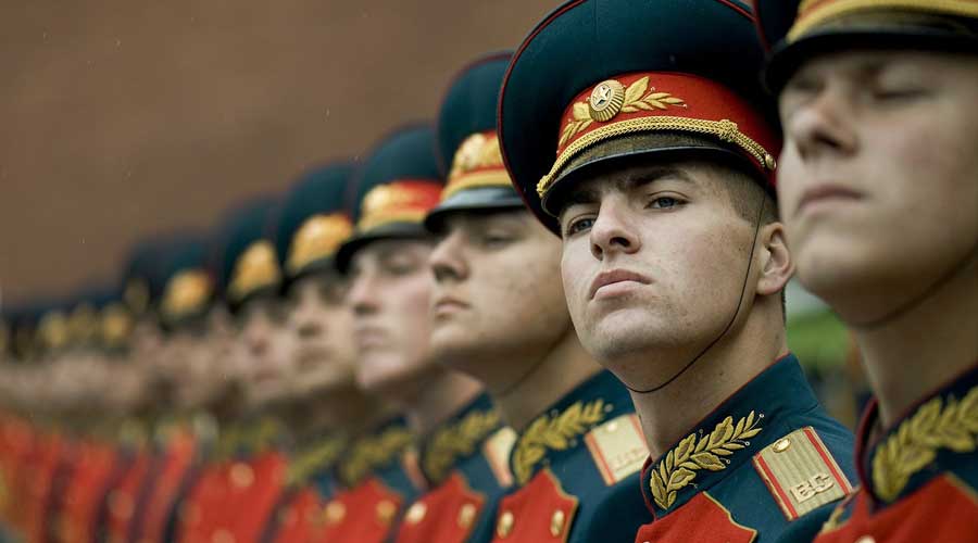 Militaer Herrenmode