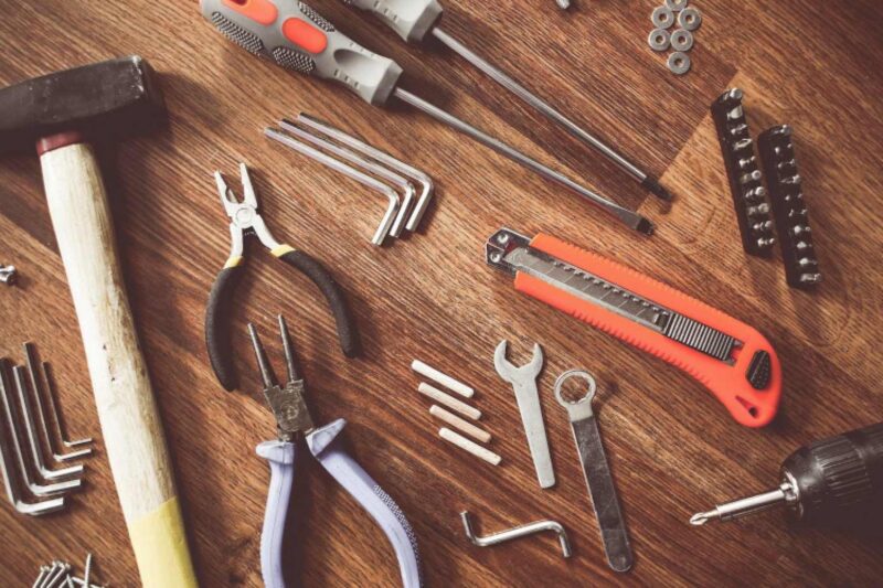 10 wichtige Werkzeugbasics für den Werkzeugkasten
